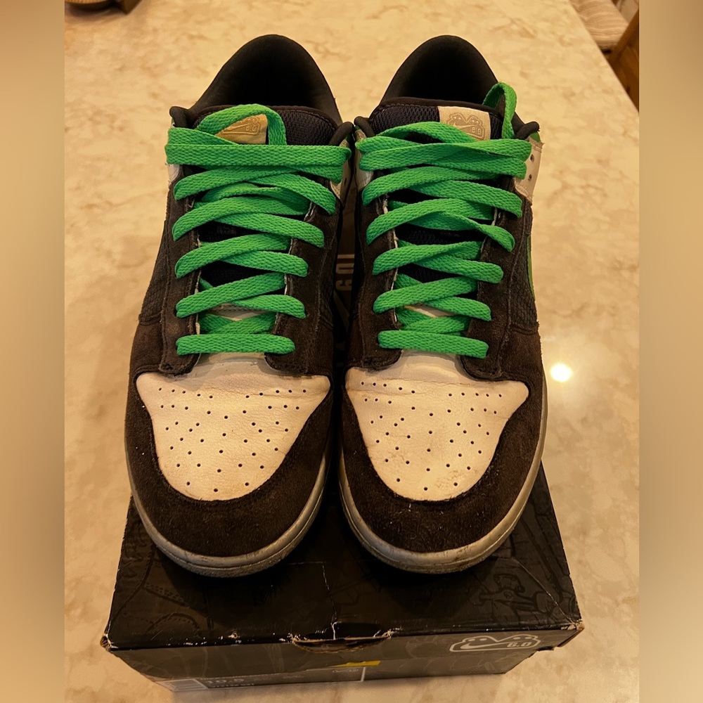 Nike dunk sb 6.0 low "grey green" 314142-031 used size 10